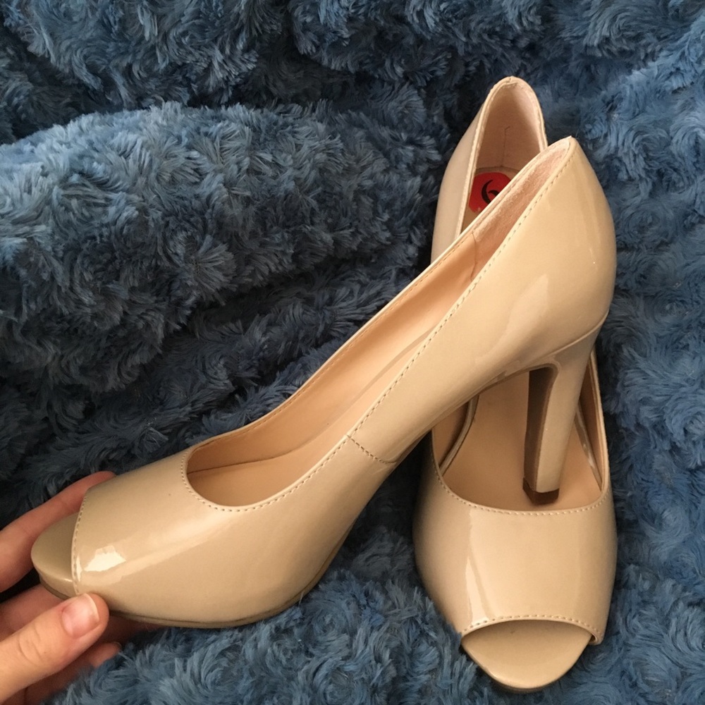 Franco Sarto nude peep-toe pumps